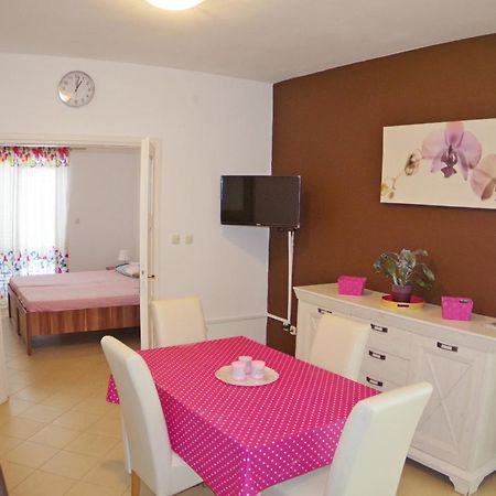 Holiday Apartments In House Sanja Rakalj Kamer foto