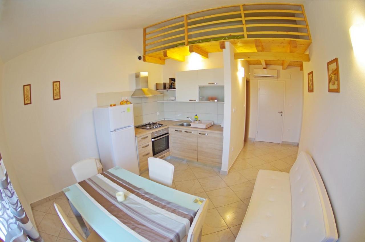 Holiday Apartments In House Sanja Rakalj Buitenkant foto