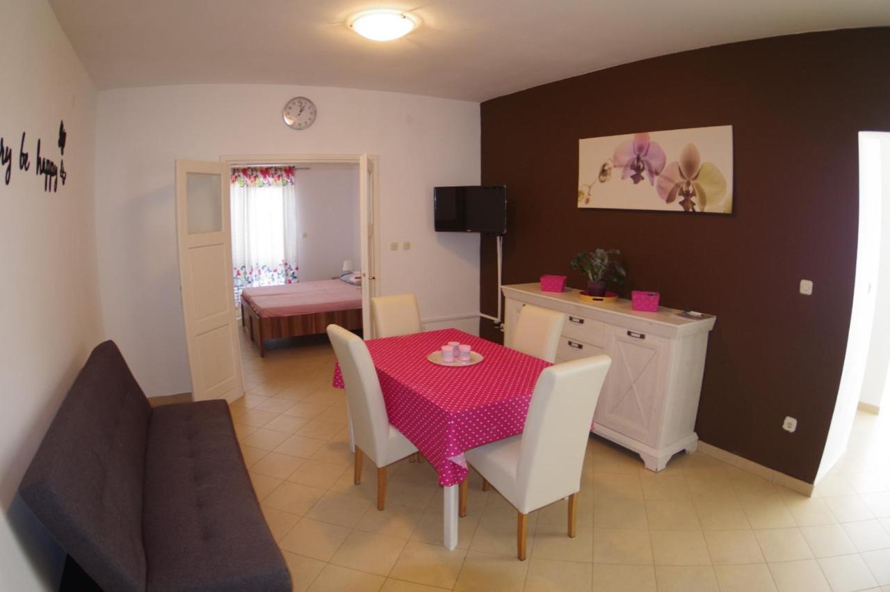 Holiday Apartments In House Sanja Rakalj Buitenkant foto