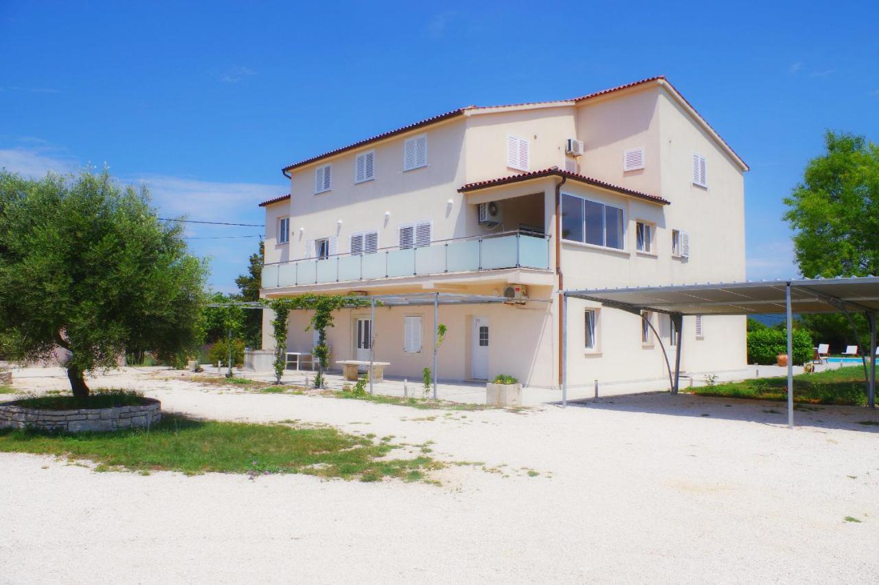Holiday Apartments In House Sanja Rakalj Buitenkant foto